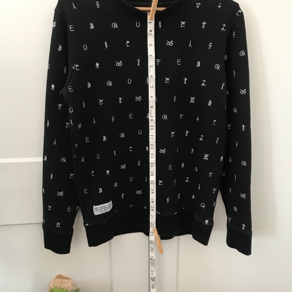 The Quiet Life Sweatshirt - Approximately Size Med🌿 - Picture 3 of 3